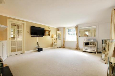 2 bedroom flat for sale, Temple House, Old Park Ride