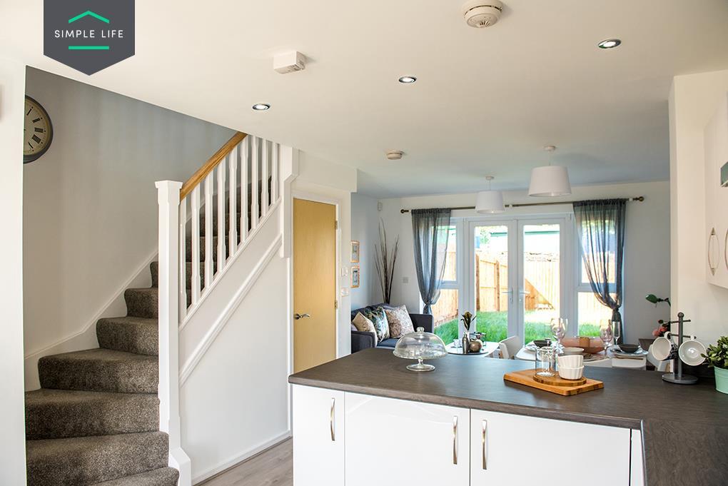 Smeaton Avenue, Smethwick 2 bed terraced house to rent £1,050 pcm (£