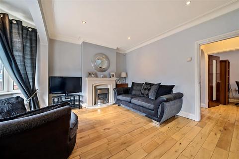 10 Lancelot Avenue, Wembley, HA0 2BB