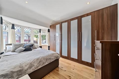 10 Lancelot Avenue, Wembley, HA0 2BB