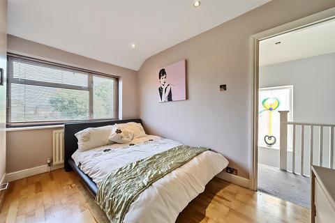 10 Lancelot Avenue, Wembley, HA0 2BB