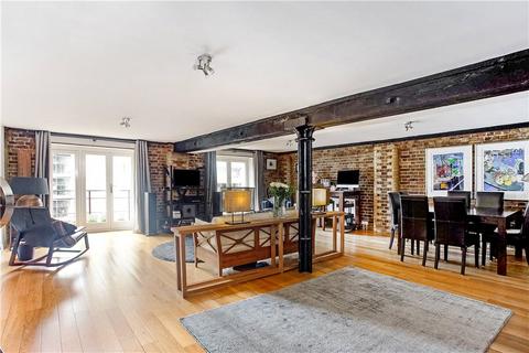 3 bedroom flat to rent, St Saviours Wharf, 25 Mill Street, SE1