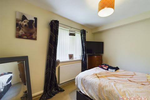 2 bedroom apartment for sale, Church Street, Rhostyllen, Wrexham