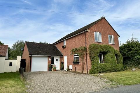 2 bedroom detached house for sale, Lenchwick, Evesham