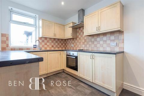 2 bedroom house to rent, Harrison Road, Chorley