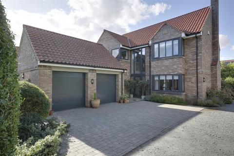 4 bedroom house for sale, Little Weighton Road, Walkington