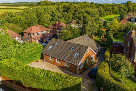 4 bedroom detached bungalow for sale, Wharfside Court, Appleton, Warrington