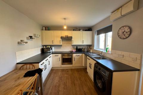 16 Maes Iwan, Ffosyffin, Aberaeron, SA46 0DE