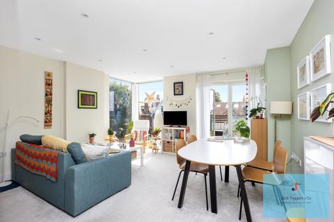 3 bedroom apartment for sale, Hove Park Gardens, Hove, BN3