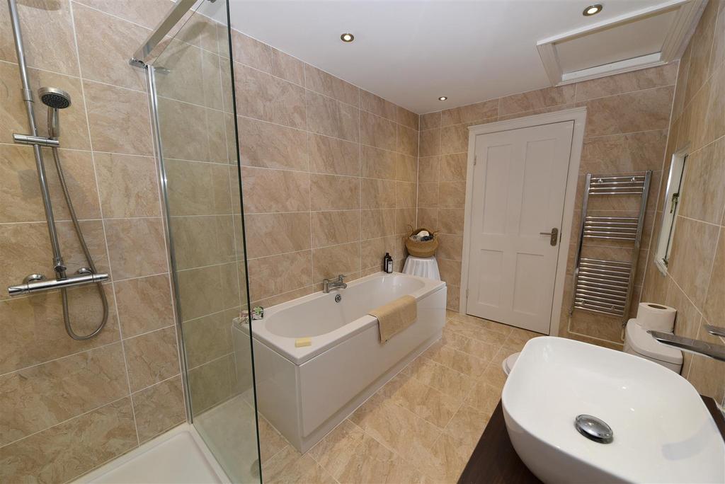 Bath3.JPG