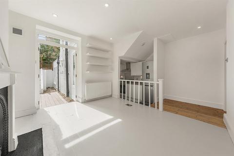 2 bedroom flat for sale, Elm Park, London SW2