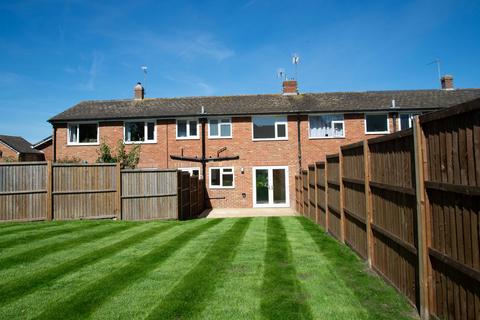 2 bedroom terraced house for sale, Usborne Close, Staplehurst