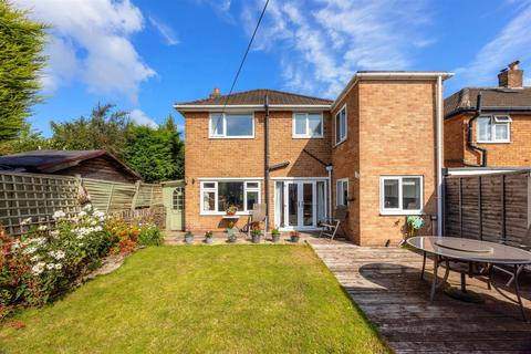 3 bedroom detached house for sale, Glen View Road, Sheffield