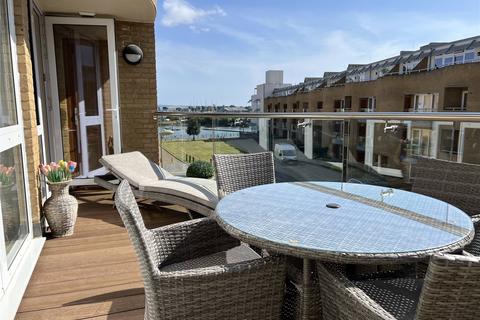 67 Almansa Way, Lymington, SO41 9PZ