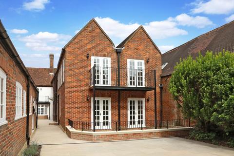 2 bedroom apartment for sale, London End, Beaconsfield, Buckinghamshire, HP9