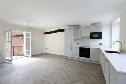 2 bedroom apartment for sale, London End, Beaconsfield, Buckinghamshire, HP9