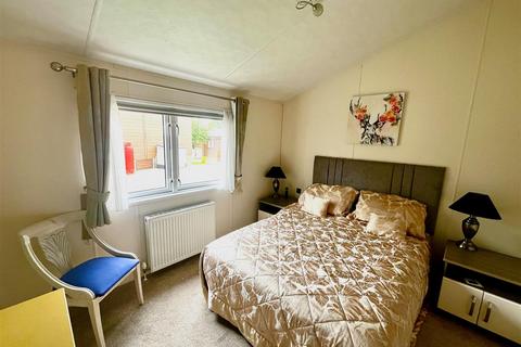 2 bedroom chalet for sale, Chepstow Road, Coleford GL16