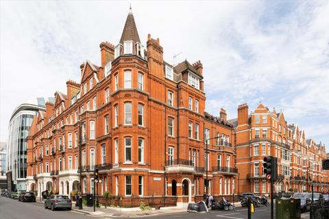 2 bedroom flat for sale, Green Street, Mayfair, London, W1K