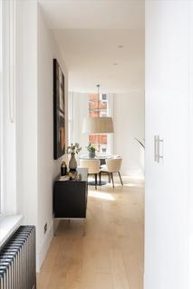 2 bedroom flat for sale, Green Street, Mayfair, London, W1K