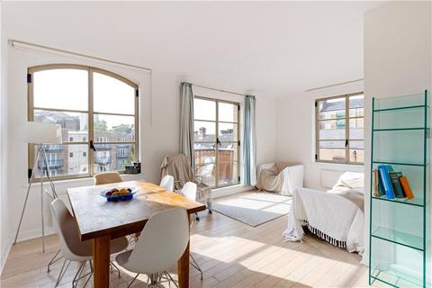 1 bedroom flat for sale, Queen Elizabeth Street, London, SE1