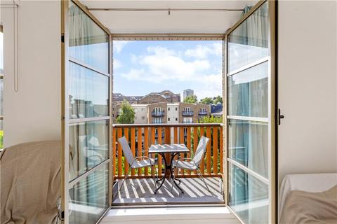 1 bedroom flat for sale, Queen Elizabeth Street, London, SE1