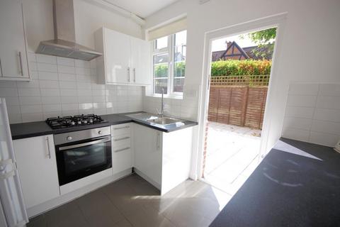 2 bedroom flat for sale, NETHER CLOSE, FINCHLEY, N3