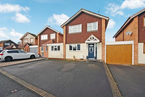 3 bedroom detached house for sale, Bromley Gardens, Codsall WV8