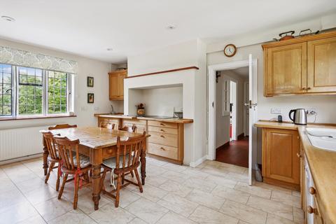 6 bedroom detached house for sale, Park Lane, Ashtead, Surrey, KT21