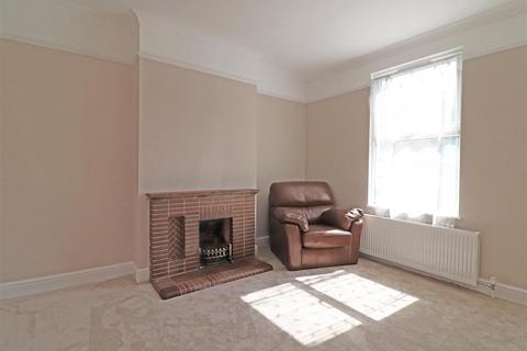 2 bedroom terraced house for sale, Warren Road, Reigate