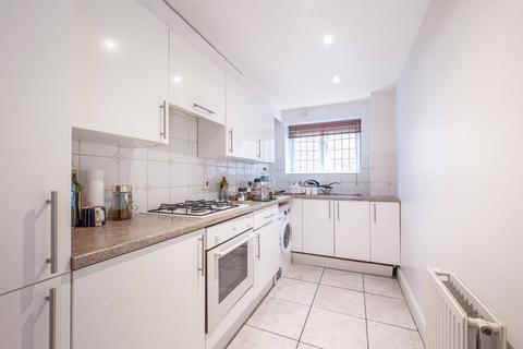 2 bedroom flat to rent, Consort House, Mill Hill, London, NW7