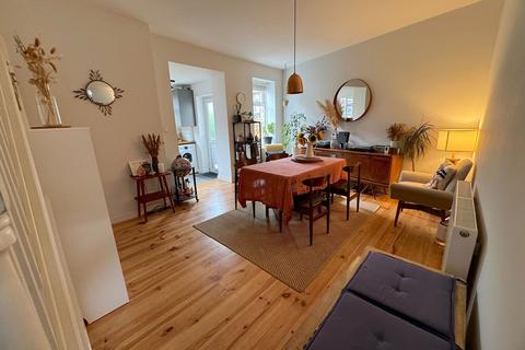 15 Berrie Grove, Manchester, M19 2QA