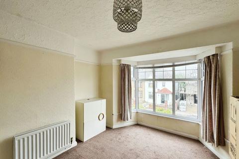 21 Beechwood Avenue, Neath, SA11 3TE