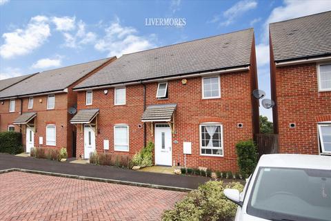 3 bedroom semi-detached house for sale, Malt Kiln Place, Dartford