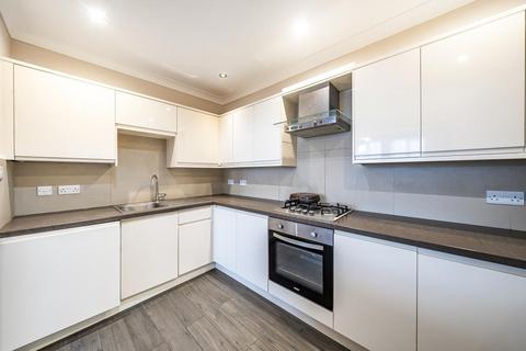 2 bedroom apartment to rent, Edgware,  Harrow,  HA8