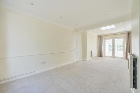 undefined, Hampton Poyle,  Kidlington,  OX5