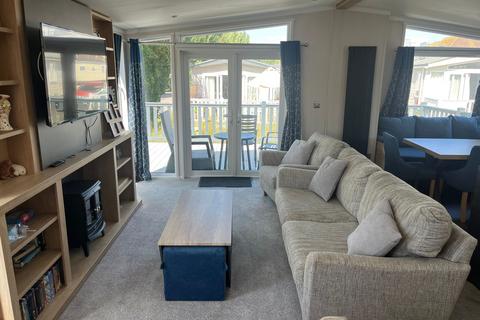 2 bedroom lodge for sale, West Sussex PO20