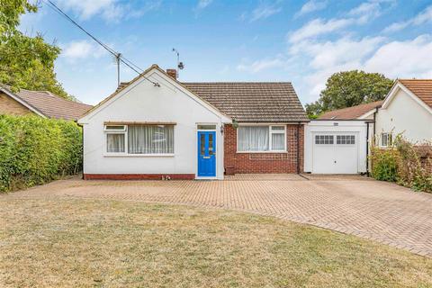 2 bedroom detached bungalow for sale, Church Lane, Kennett CB8