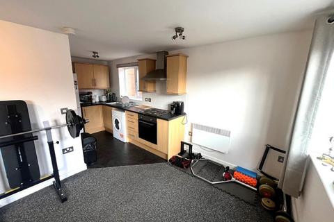 2 bedroom flat for sale, Square Street, Bury BL0