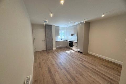 undefined, Shaftsbury Avenue, Southall, Middlesex, UB2