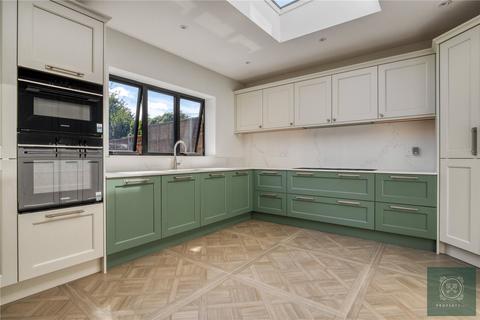 3 bedroom apartment for sale, Truro Road, Wood Green, London, N22