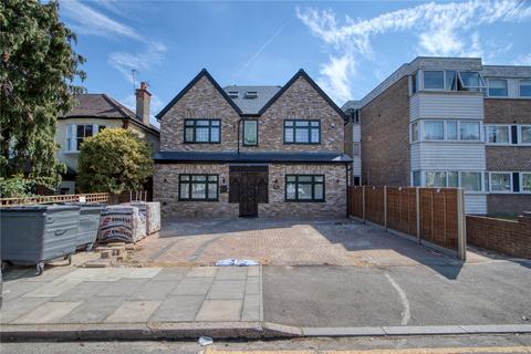 3 bedroom apartment for sale, Truro Road, Wood Green, London, N22