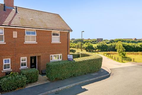 40 Beech Avenue, Bracklesham Bay, Chichester, PO20 8HU
