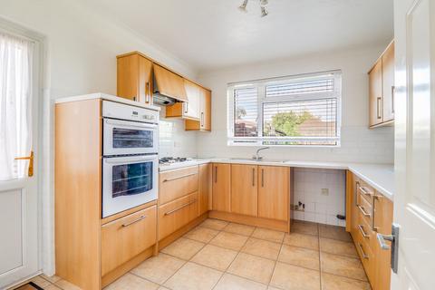 2 bedroom semi-detached bungalow for sale, Grandview Road, Thundersley