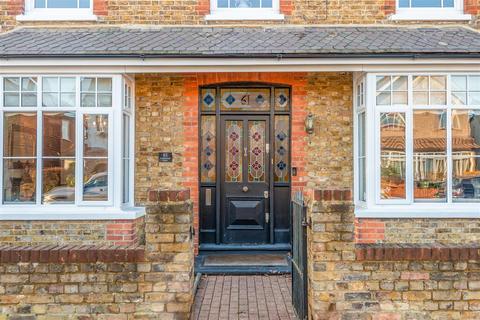 4 bedroom house for sale, Marlborough Road, Ashford TW15