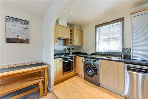 2 bedroom apartment for sale, New Inn Court, Sarisbury Green