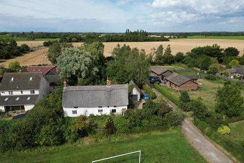 3 bedroom cottage for sale, Rumburgh, Halesworth