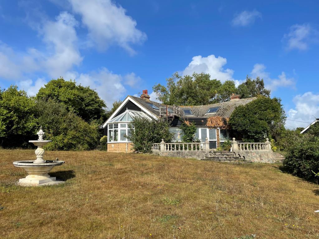 Detached chalet bungalow