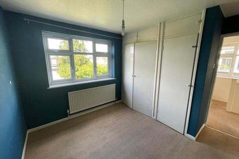 29 Epping Close, Romford, RM7 8BH