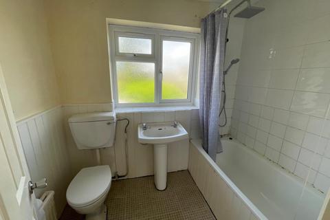 29 Epping Close, Romford, RM7 8BH