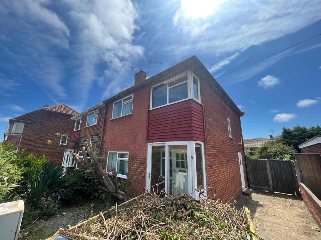 Semi-detached house with driveway